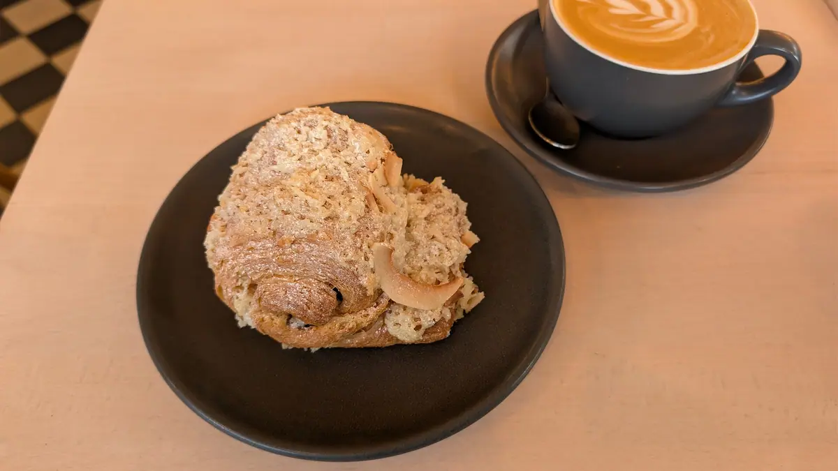 Rebels Coffee Dover – patisserie in Dover town centre